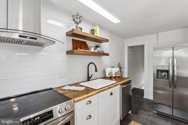 452 CENTER ST, Collingswood, NJ 08108