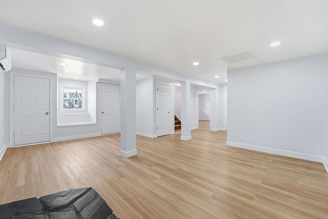 30 Kathy Ter, Agawam, MA 01030