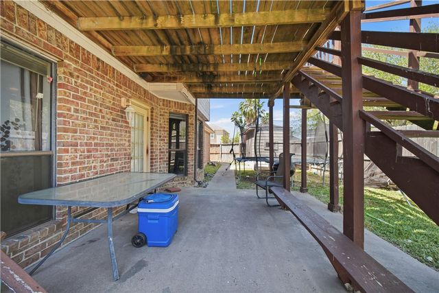 5502 Queensborough, Corpus Christi, TX 78413