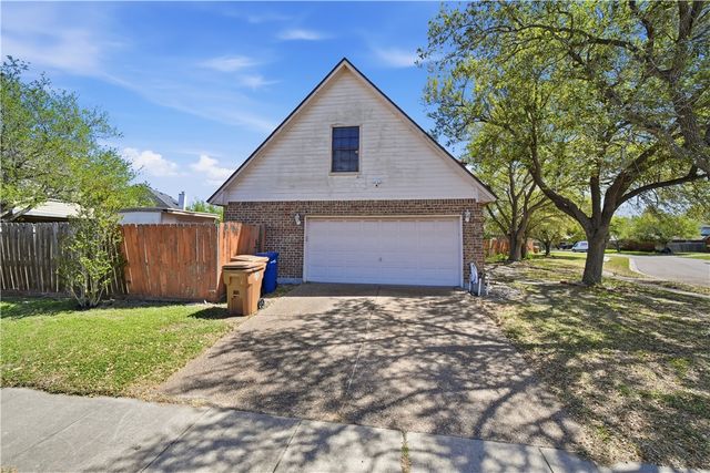 5502 Queensborough, Corpus Christi, TX 78413