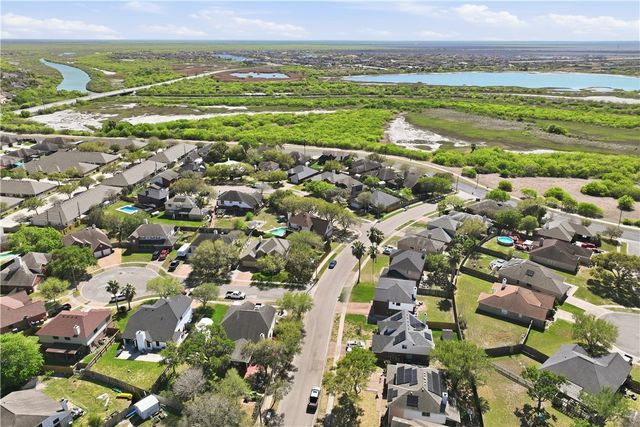 5502 Queensborough, Corpus Christi, TX 78413