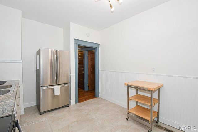 2821 Minnesota Avenue, St Louis, MO 63118