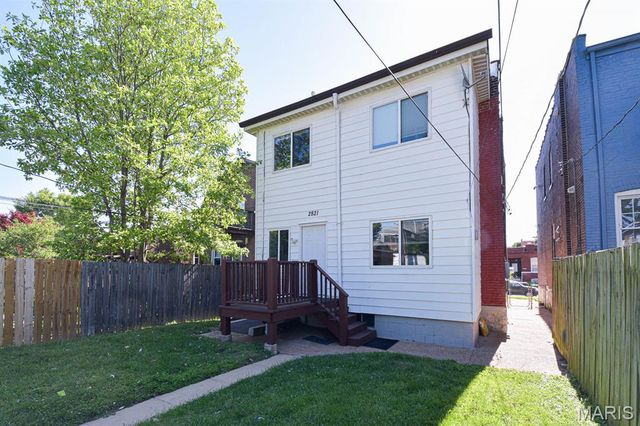 2821 Minnesota Avenue, St Louis, MO 63118