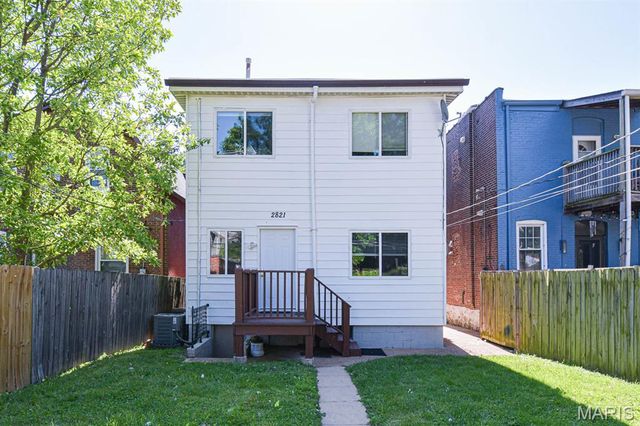 2821 Minnesota Avenue, St Louis, MO 63118