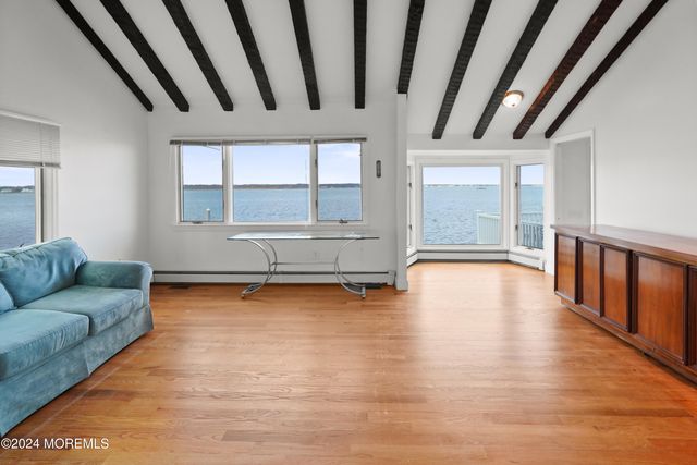 91 Cayuga Avenue, Oceanport, NJ 07757