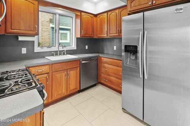 91 Cayuga Avenue, Oceanport, NJ 07757