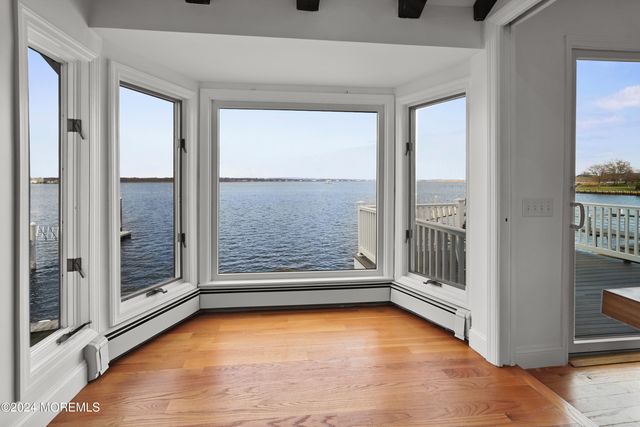 91 Cayuga Avenue, Oceanport, NJ 07757