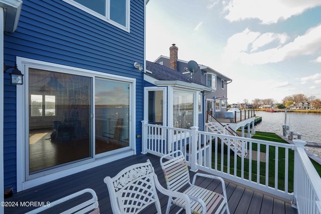 91 Cayuga Avenue, Oceanport, NJ 07757