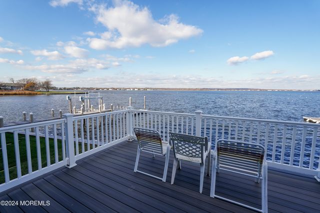 91 Cayuga Avenue, Oceanport, NJ 07757