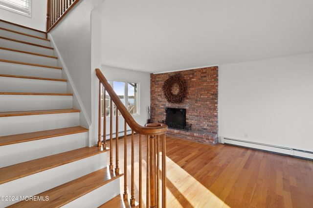 91 Cayuga Avenue, Oceanport, NJ 07757