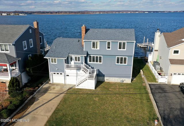 91 Cayuga Avenue, Oceanport, NJ 07757