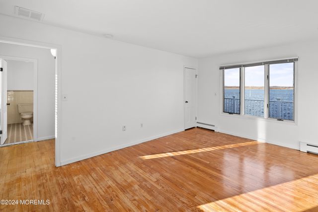 91 Cayuga Avenue, Oceanport, NJ 07757