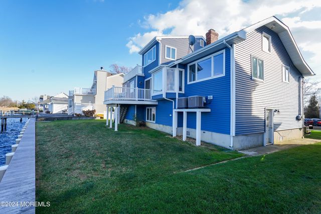 91 Cayuga Avenue, Oceanport, NJ 07757