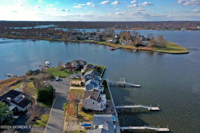 91 Cayuga Avenue, Oceanport, NJ 07757