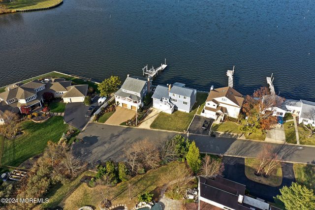 91 Cayuga Avenue, Oceanport, NJ 07757