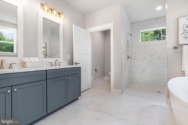 3104 PAPER MILL RD, Phoenix, MD 21131