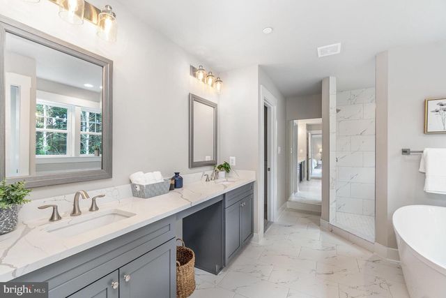 3104 PAPER MILL RD, Phoenix, MD 21131