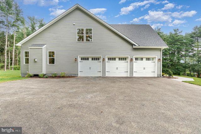 3104 PAPER MILL RD, Phoenix, MD 21131