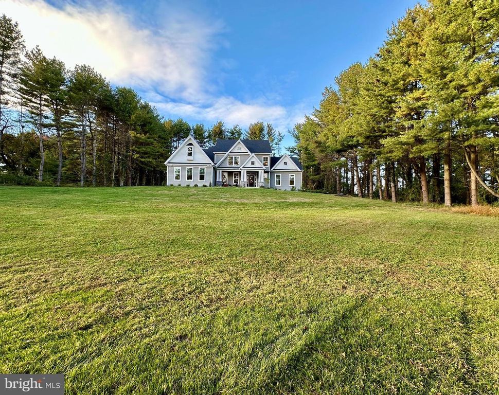 3104 PAPER MILL RD, Phoenix, MD 21131