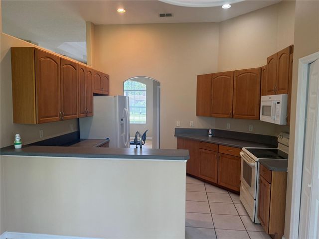 18 POINBURY DRIVE, Palm Coast, FL 32164