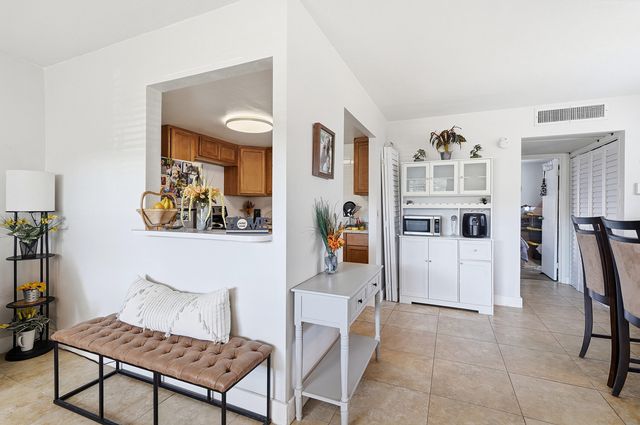 251 Monaco Way, Delray Beach, FL 33446