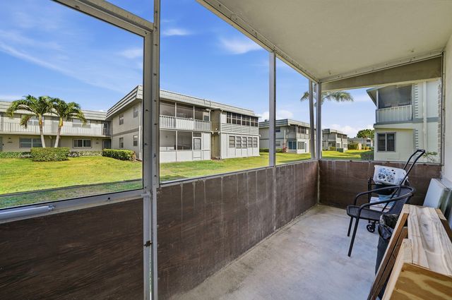 251 Monaco Way, Delray Beach, FL 33446