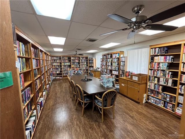 810 Santa Anna Drive, Alamo, TX 78516