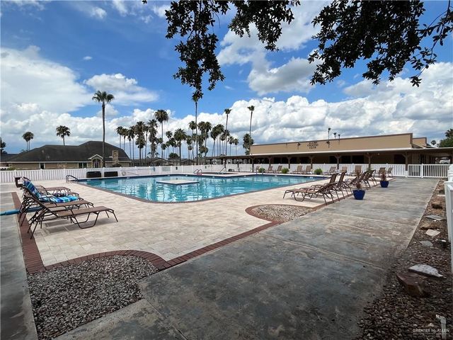 810 Santa Anna Drive, Alamo, TX 78516