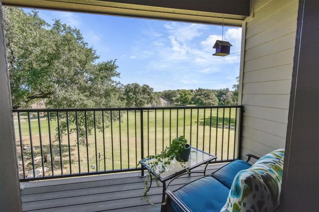 18902 Nicklaus DR, Point Venture, TX 78645