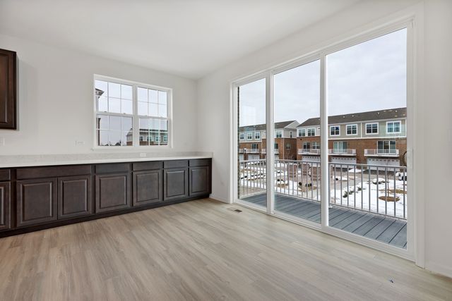 2929 SHOWPLACE Drive, Naperville, IL 60564