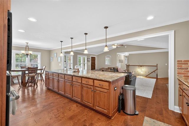 275 Davis Estates Road, Athens, GA 30606