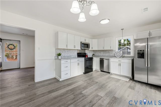 11803 New Forest Ct, North Chesterfield, VA 23112