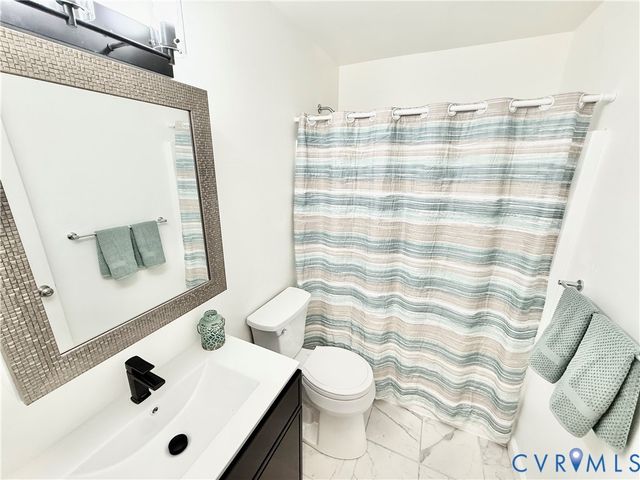 11803 New Forest Ct, North Chesterfield, VA 23112