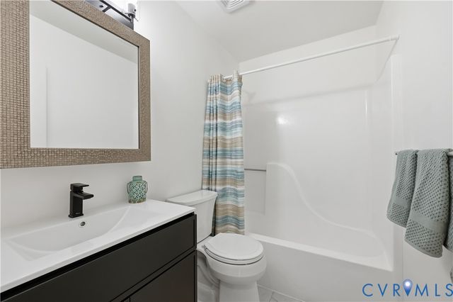 11803 New Forest Ct, North Chesterfield, VA 23112