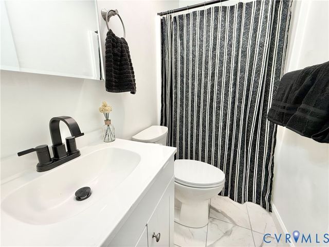 11803 New Forest Ct, North Chesterfield, VA 23112