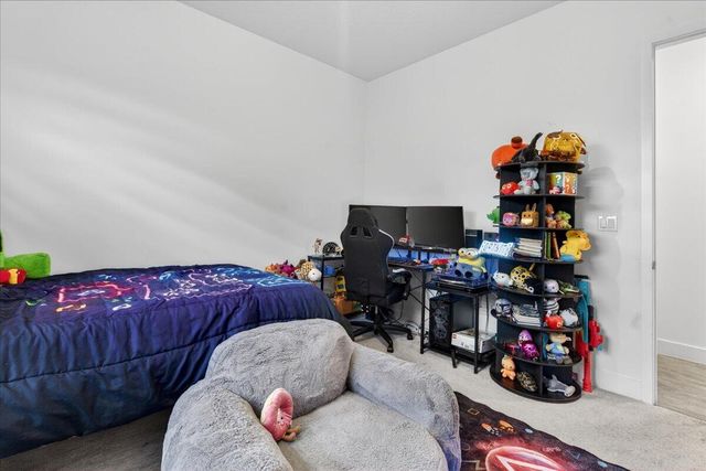 2010 Meadows Drive, Davie, FL 33324