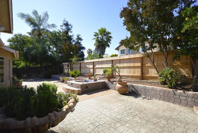 2976 E Christopher Drive, Fresno, CA 93720