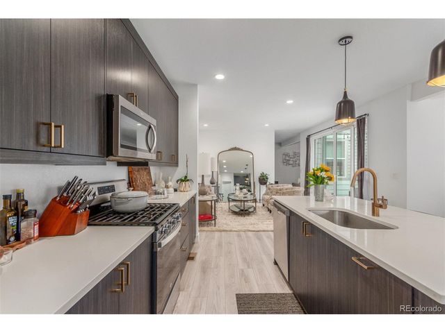 21451 E 60th Ave, Aurora, CO 80019