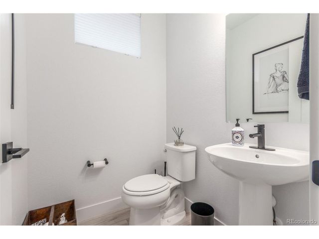 21451 E 60th Ave, Aurora, CO 80019