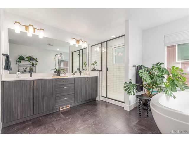 21451 E 60th Ave, Aurora, CO 80019