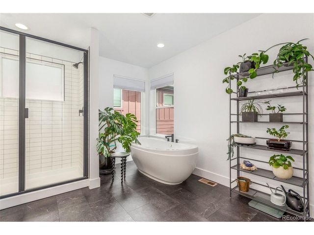 21451 E 60th Ave, Aurora, CO 80019