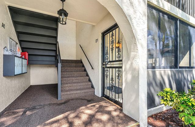 103 Lake Pine Circle Circle D-1, Greenacres, FL 33463