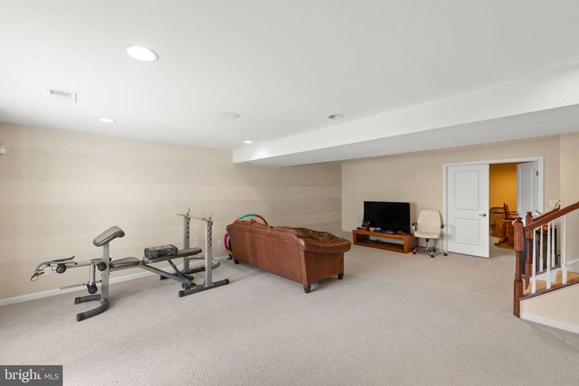 100 FLYFOOT DR, Stephenson, VA 22656