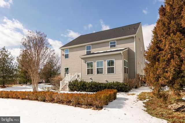 100 FLYFOOT DR, Stephenson, VA 22656