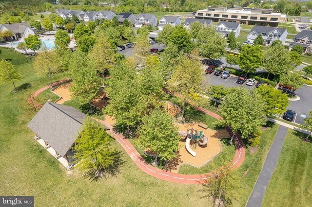 100 FLYFOOT DR, Stephenson, VA 22656