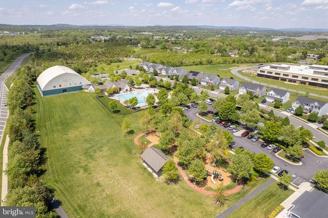 100 FLYFOOT DR, Stephenson, VA 22656