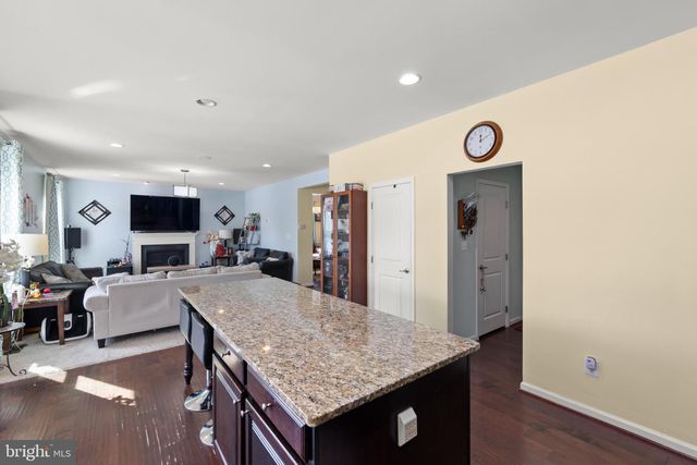 100 FLYFOOT DR, Stephenson, VA 22656