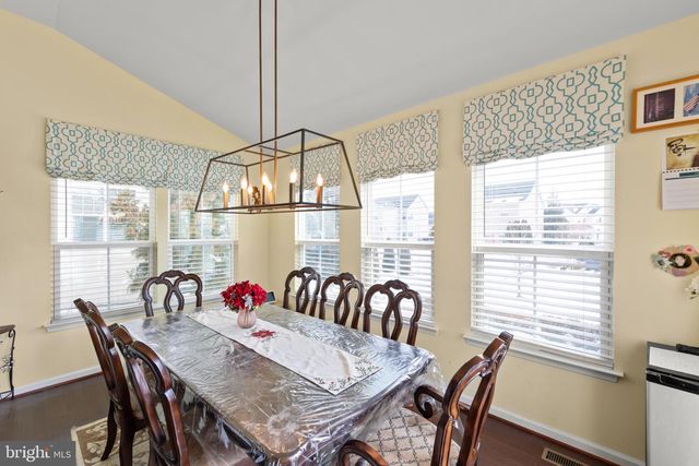 100 FLYFOOT DR, Stephenson, VA 22656