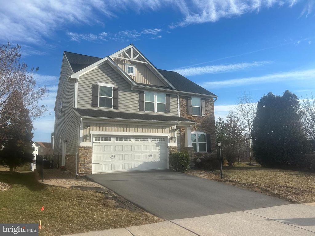 100 FLYFOOT DR, Stephenson, VA 22656