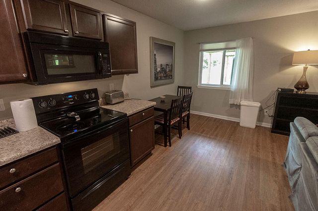 105 N GARTH AVE 36, Columbia, MO 65203